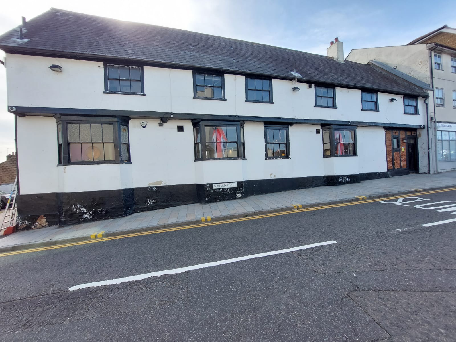the bell hotel hoddesdon