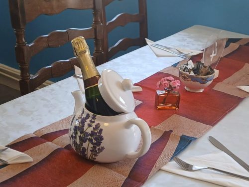 The Bell Hotel Hoddesdon – 1940s Tearoom