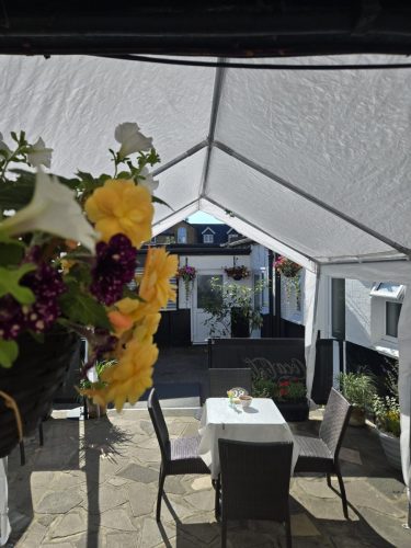 The Bell Hotel Hoddesdon – 1940s Tearoom