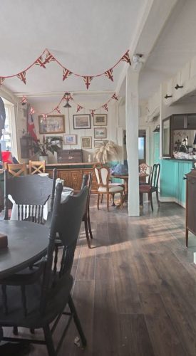 The Bell Hotel Hoddesdon – 1940s Tearoom0794